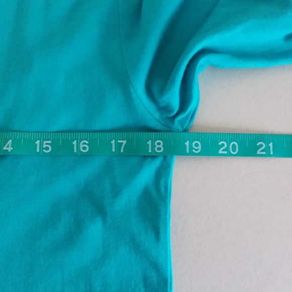 ☆☆SOLD☆☆ PINK VS Cropped Athleisure Top - Picture 5 of 8